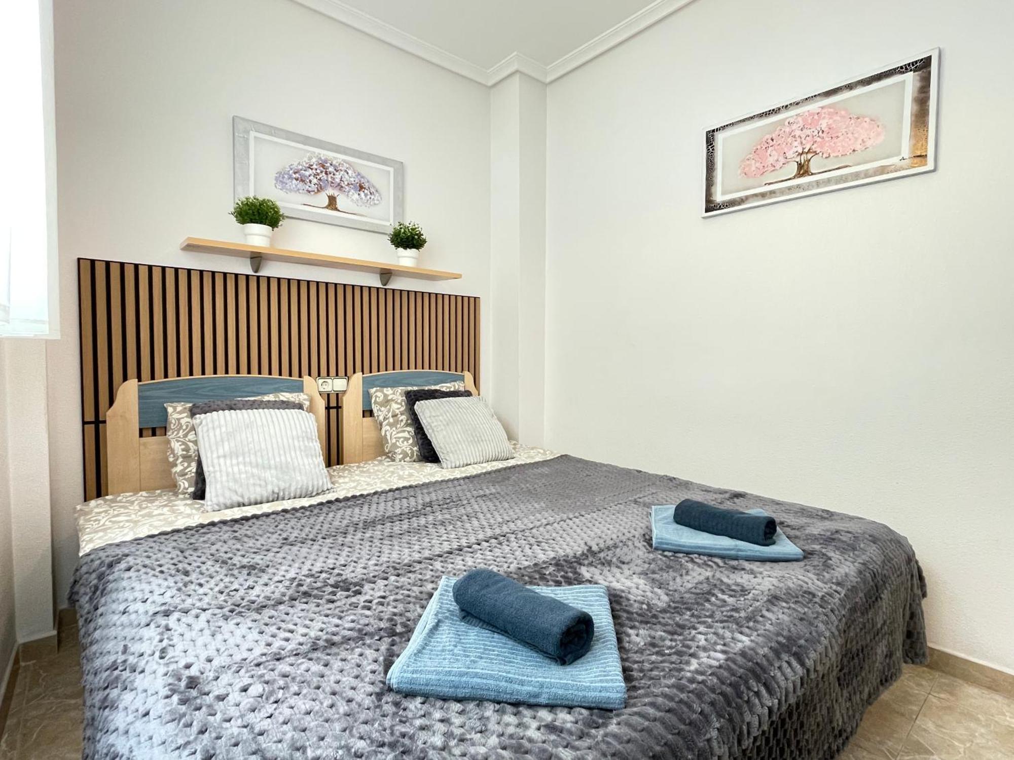 Superior La Playa! 3 Bedrooms! 2 Baths! Air Condition! Side Sea View! トレビエハ エクステリア 写真